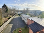 Aussicht - Gepflegtes Mehrfamilienhaus mit fünf Wohneinheiten und Garagen in OB-Osterfeld