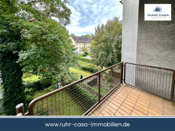 Schöne zentralgelegene Dreizimmerwohnung mit Balkon und Altbaucharme, 44143 Dortmund, Etagenwohnung