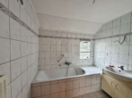 Badezimmer EG - Charmantes 2-Familien-Reihenendhaus mit Potenzial – Auch als Einfamilienhaus nutzbar!