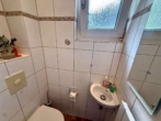 Gäste-WC - Doppelhaushälfte mit schönem Garten in Alstaden – Garage, Fernwärme & Entwicklungspotenzial