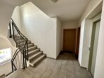 Tolle Penthouse Wohnung + 2 Garagen sucht neuen Eigentümer - Treppenhaus